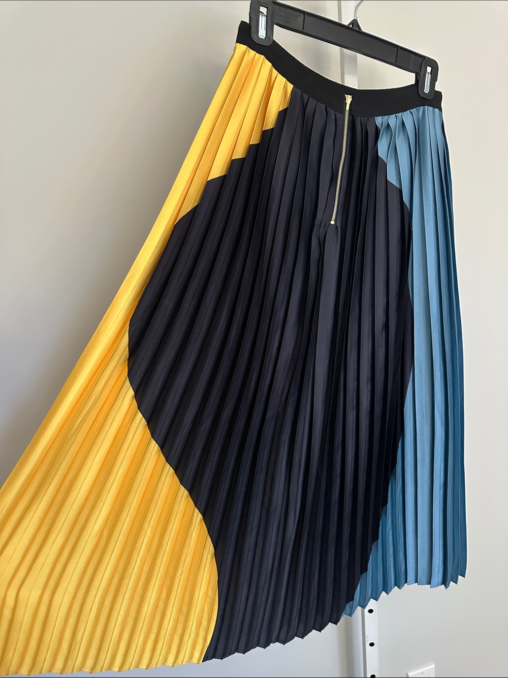 Jigsaw Multi Color Pleat Skirt - Picture 6 of 9